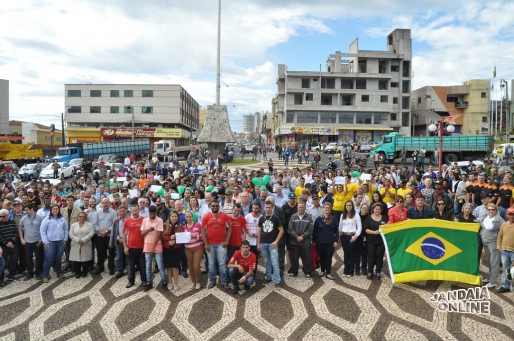 PARALISAÇÃO EM APOIO AOS CAMINHONEIROS