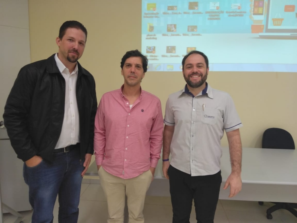 ACEJAN E ACEJAN JOVEM NO SEMINÁRIO REGIONAL DE DESENVOLVIMENTO DO VALE DO IVAÍ