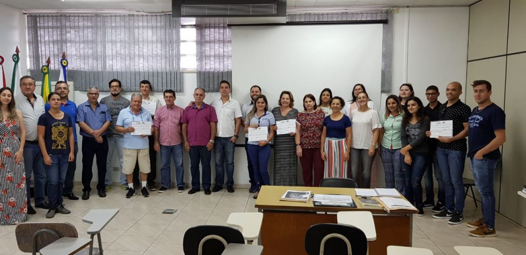 CAFÉ EMPRESARIAL CONCURSO DE DECORAÇÃO NATALINA 2018
