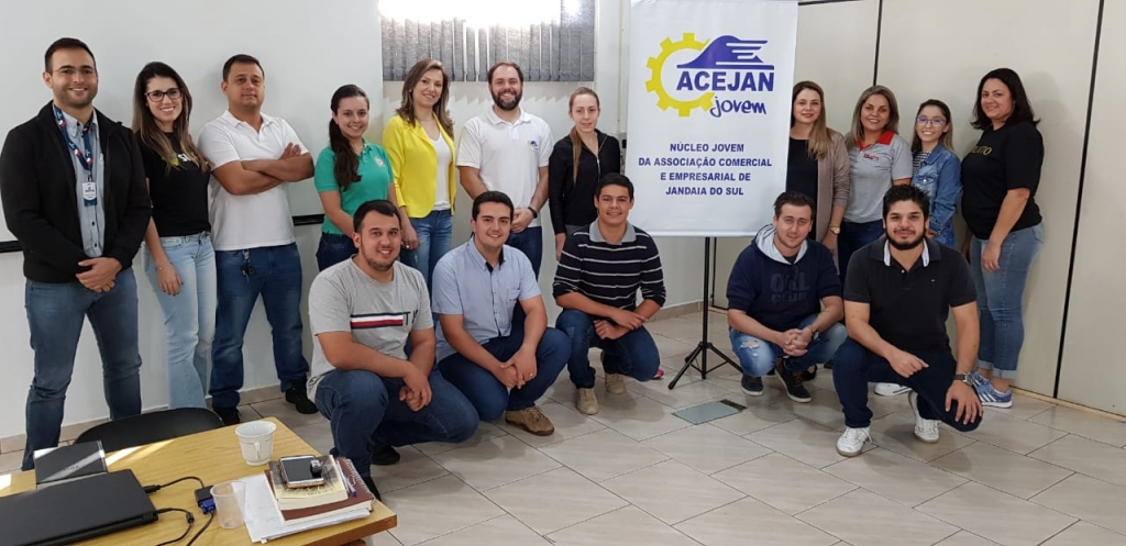 REUNIÃO MENSAL DA ACEJAN JOVEM