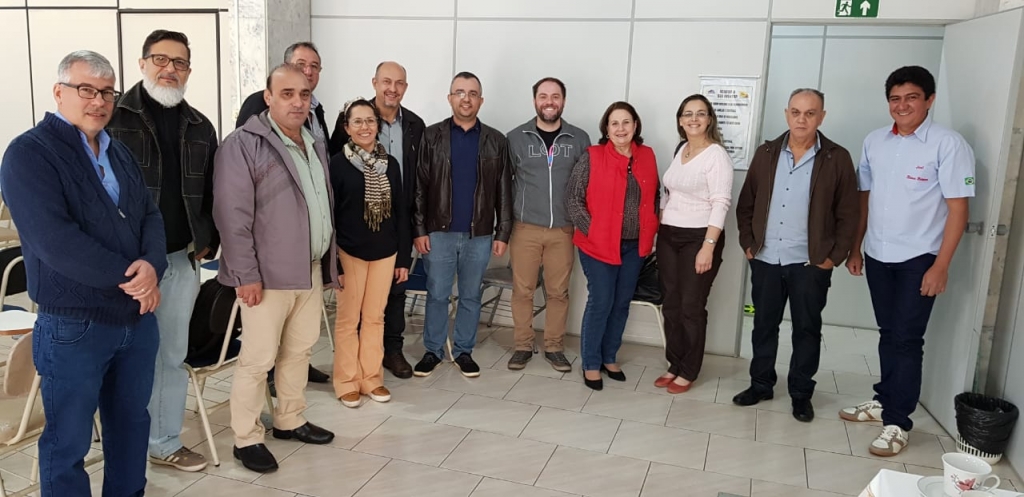 DIRETORES E CONSELHEIROS DA ACEJAN SE REÚNEM.