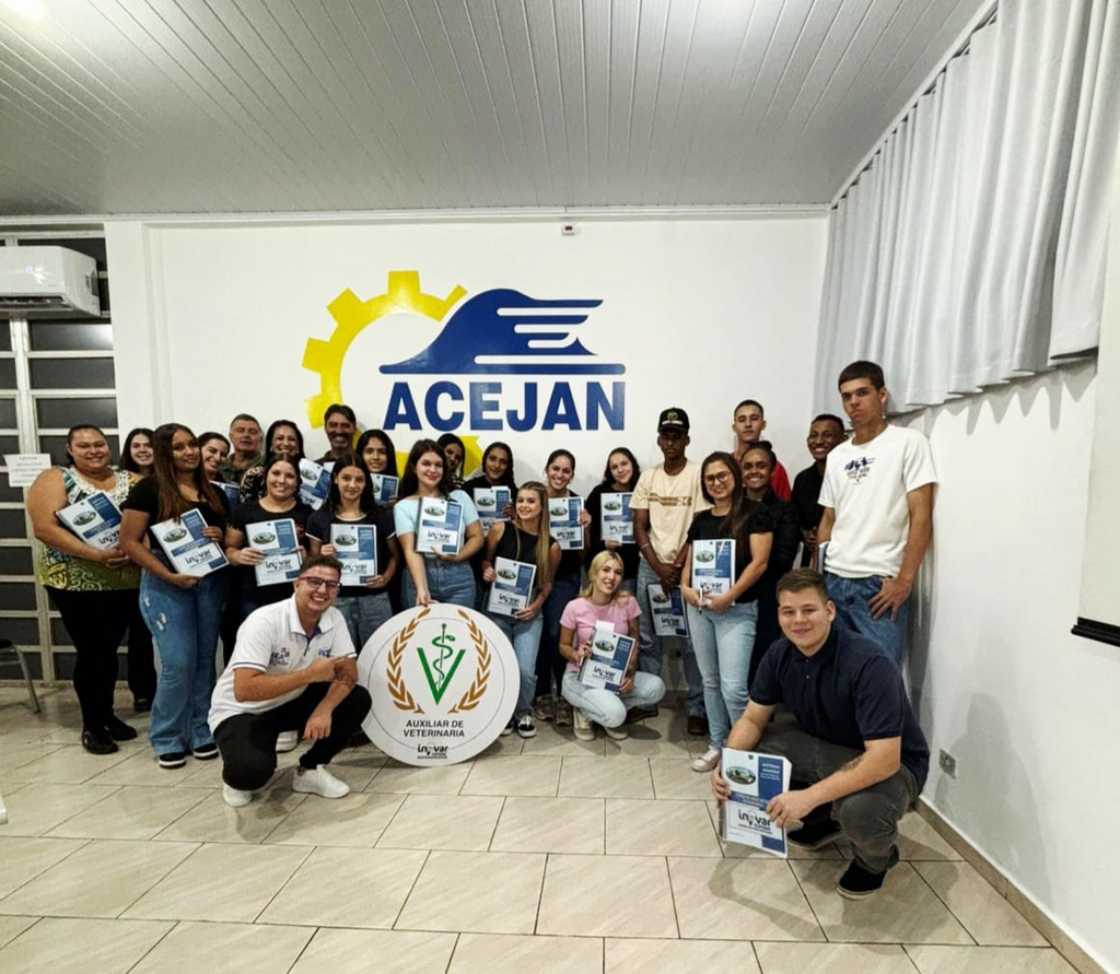 INOVAR CURSOS LEVA FORMAÇÃO PROFISSIONAL AO AUDITÓRIO DA ACEJAN